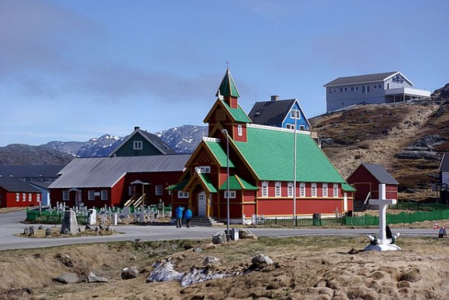 帕缪特镇 腓特烈斯霍布 拥有格陵兰岛最好的教堂