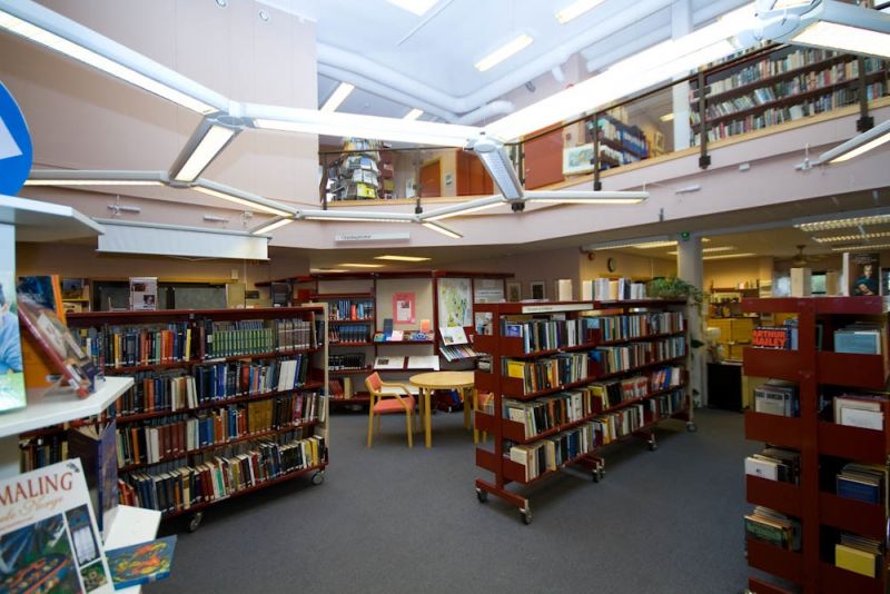 Bibliotek Library